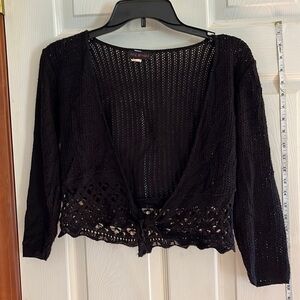 VTG-knit Minded-S-black -crocheted tie top, or tie front cardigan. Long sleeve.